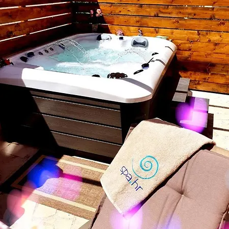 Jaksic Apartment Trogir