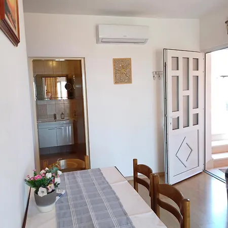 Jaksic Apartment Trogir